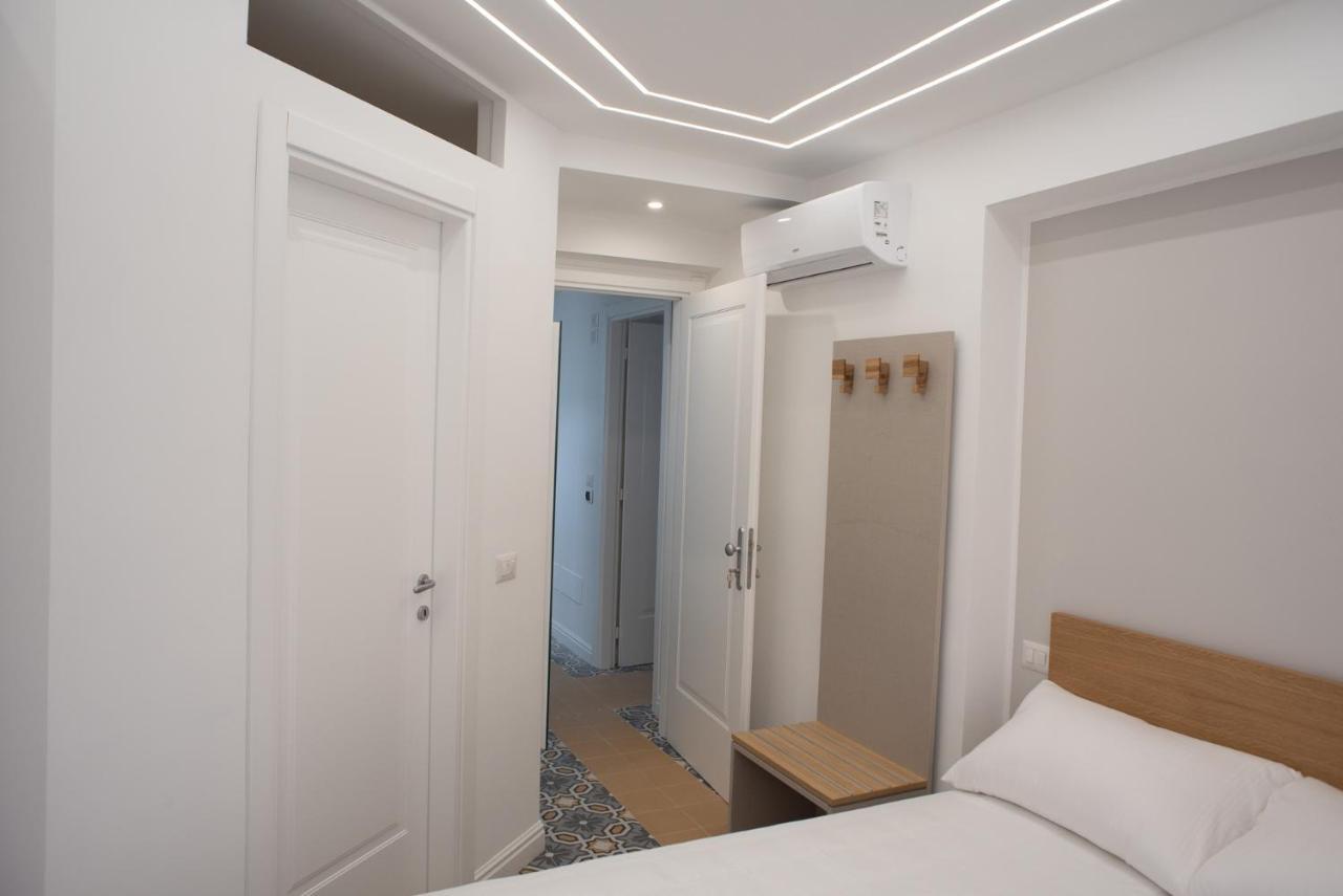 Palazzotto 902 Bed & Breakfast Crotone Ngoại thất bức ảnh